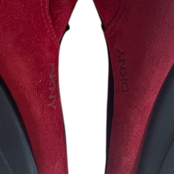 DKNY Red Suede Soft Leather Slip On Clogs Womens Size 6.5M - Picture 11 of 12